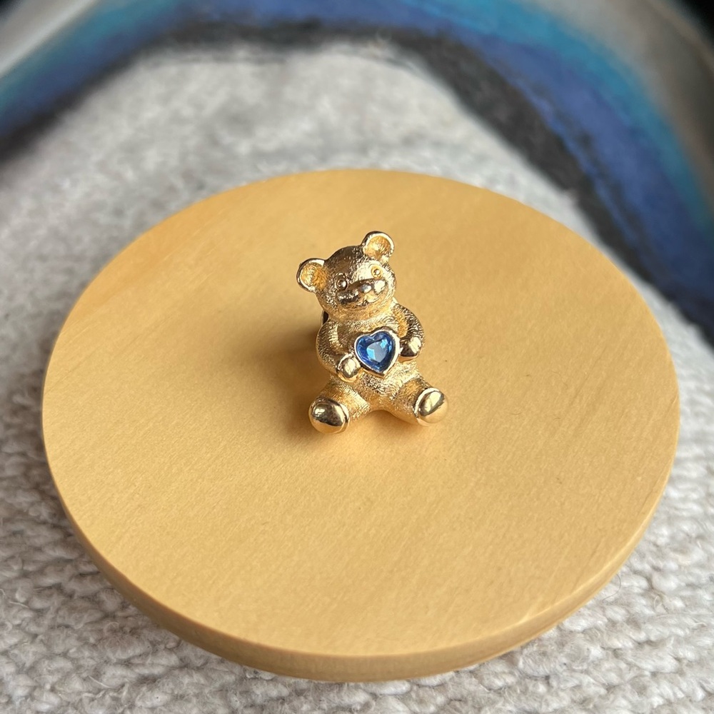 Avon Teddy Bear Pin